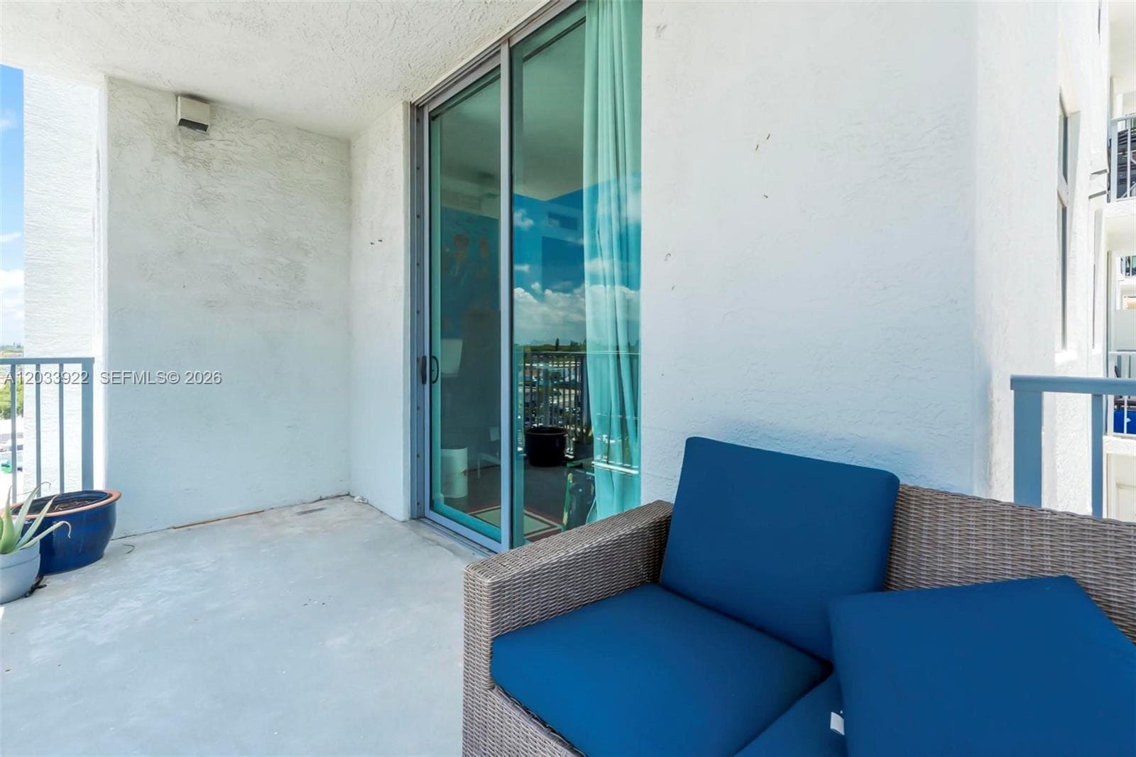 HOLLYWOOD STATION · #501 in Hollywood - Photo 32