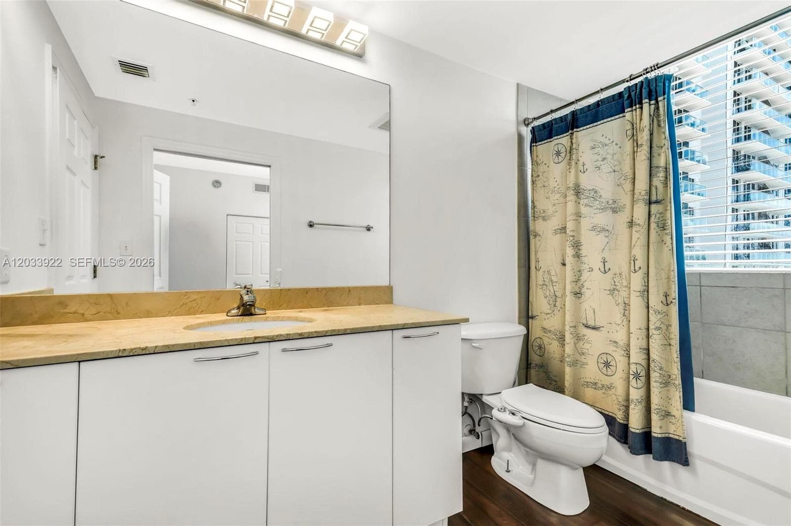 HOLLYWOOD STATION · #501 in Hollywood - Photo 15