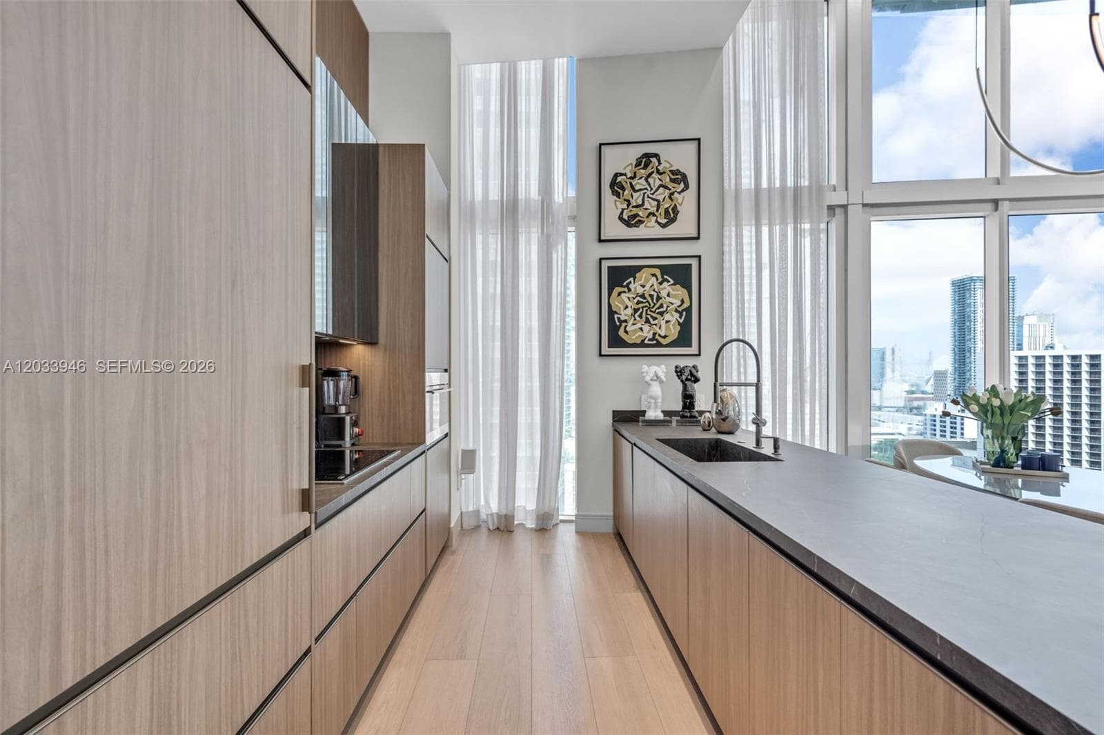 Icon Brickell I · #2215 in Miami - Photo 4