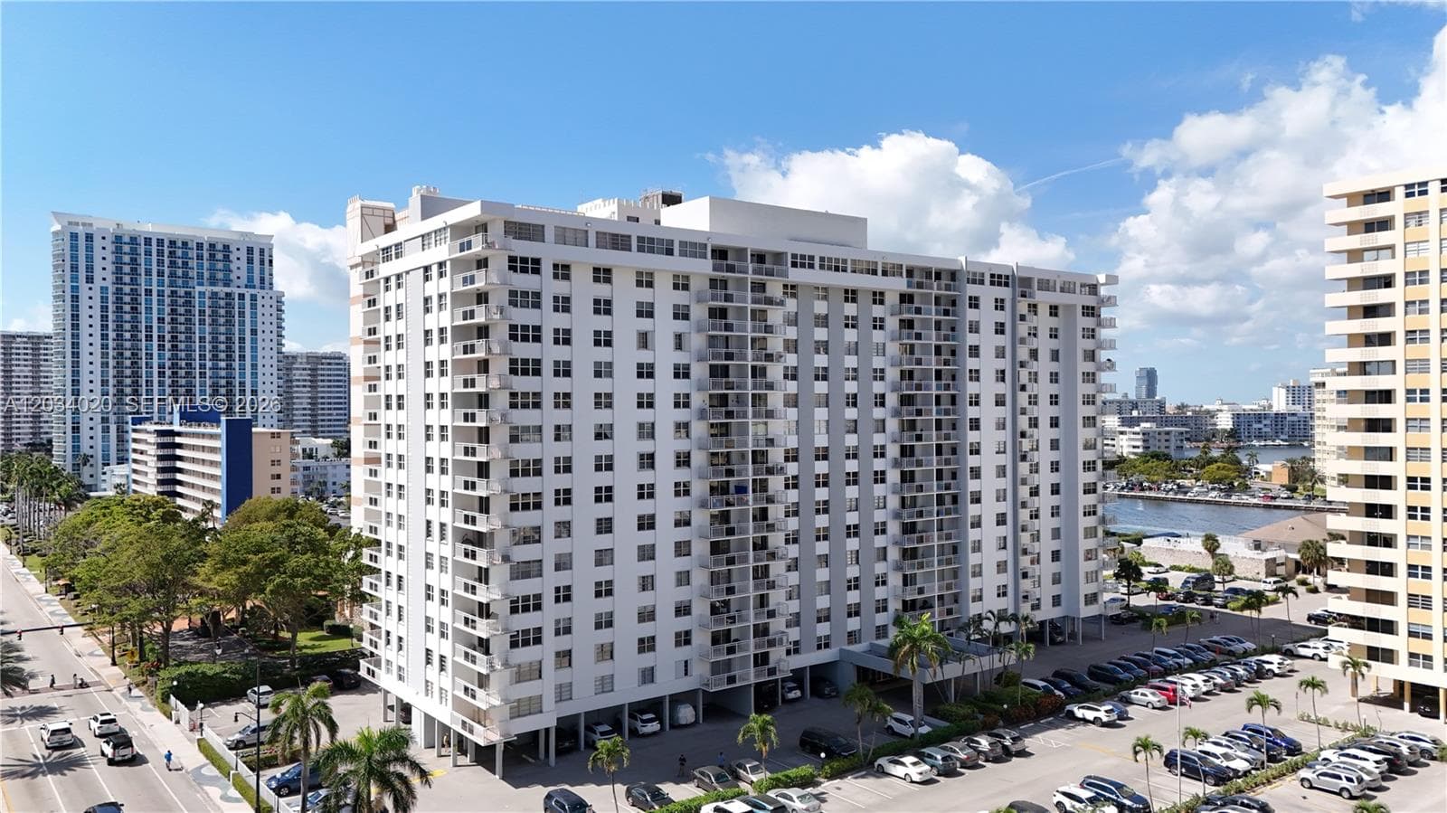 PLAZA TOWERS SOUTH CONDO · #407 in Hallandale Beach - Photo 11