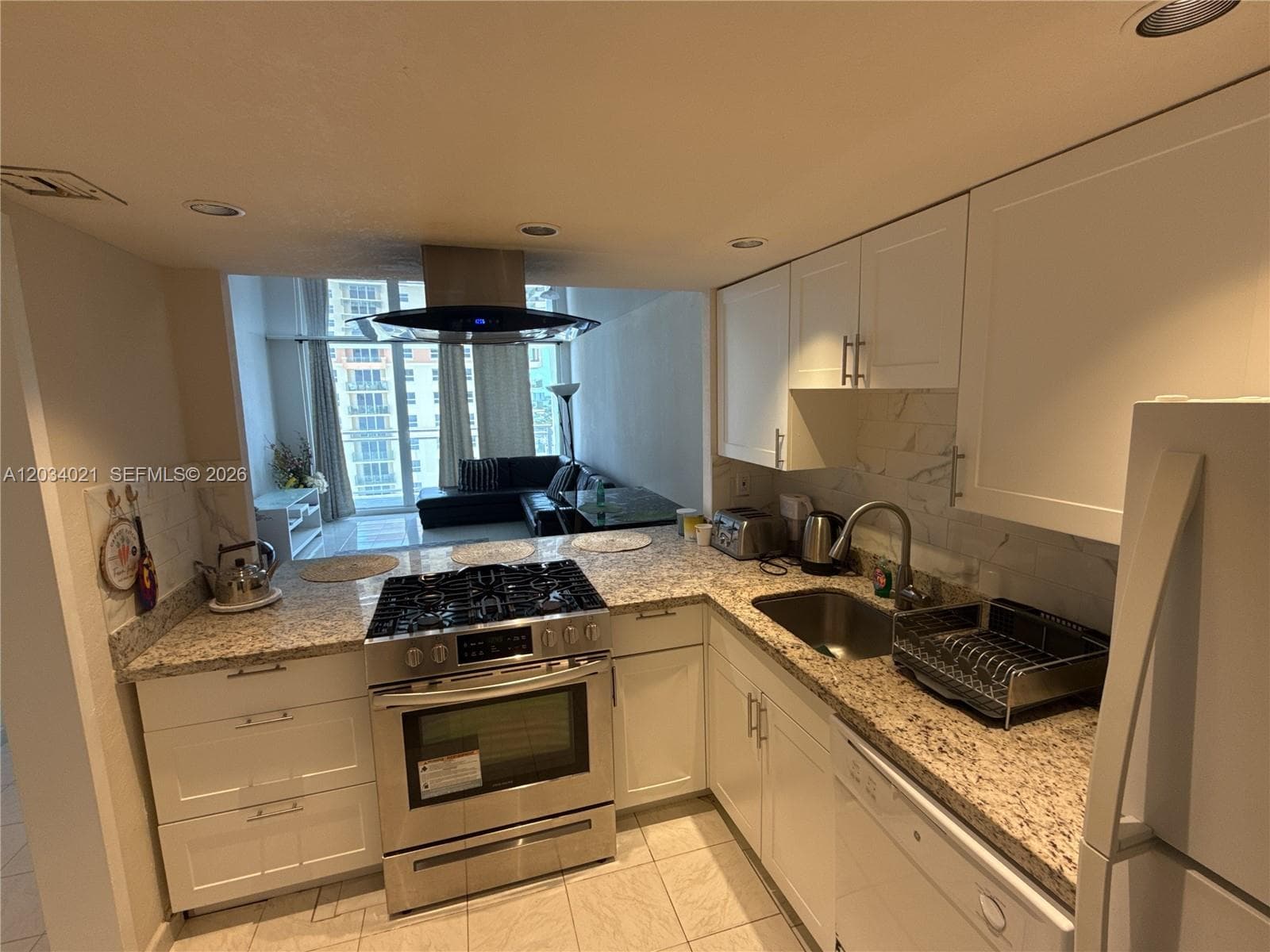 Parker Plaza · #1511 in Hallandale Beach - Photo 6