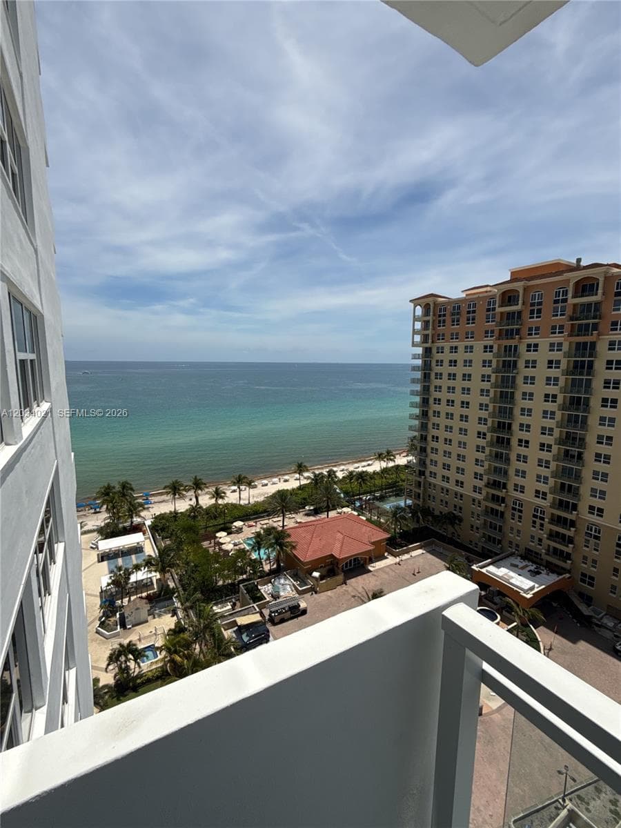 Parker Plaza · #1511 in Hallandale Beach - Photo 17