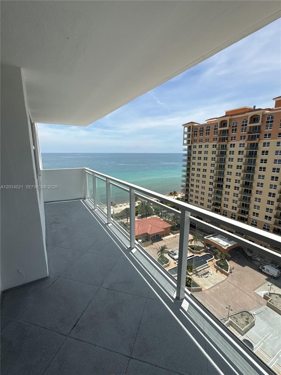 Parker Plaza · #1511 in Hallandale Beach - Photo 16
