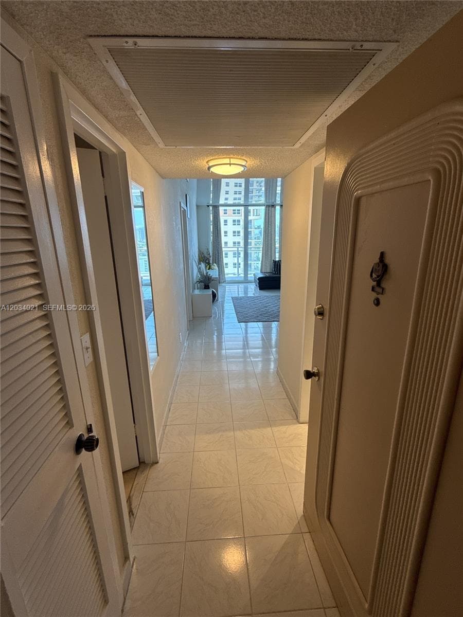 Parker Plaza · #1511 in Hallandale Beach - Photo 8