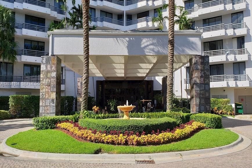 PARC CENTRAL AVENTURA SOU · #1510 in Aventura - Photo 1