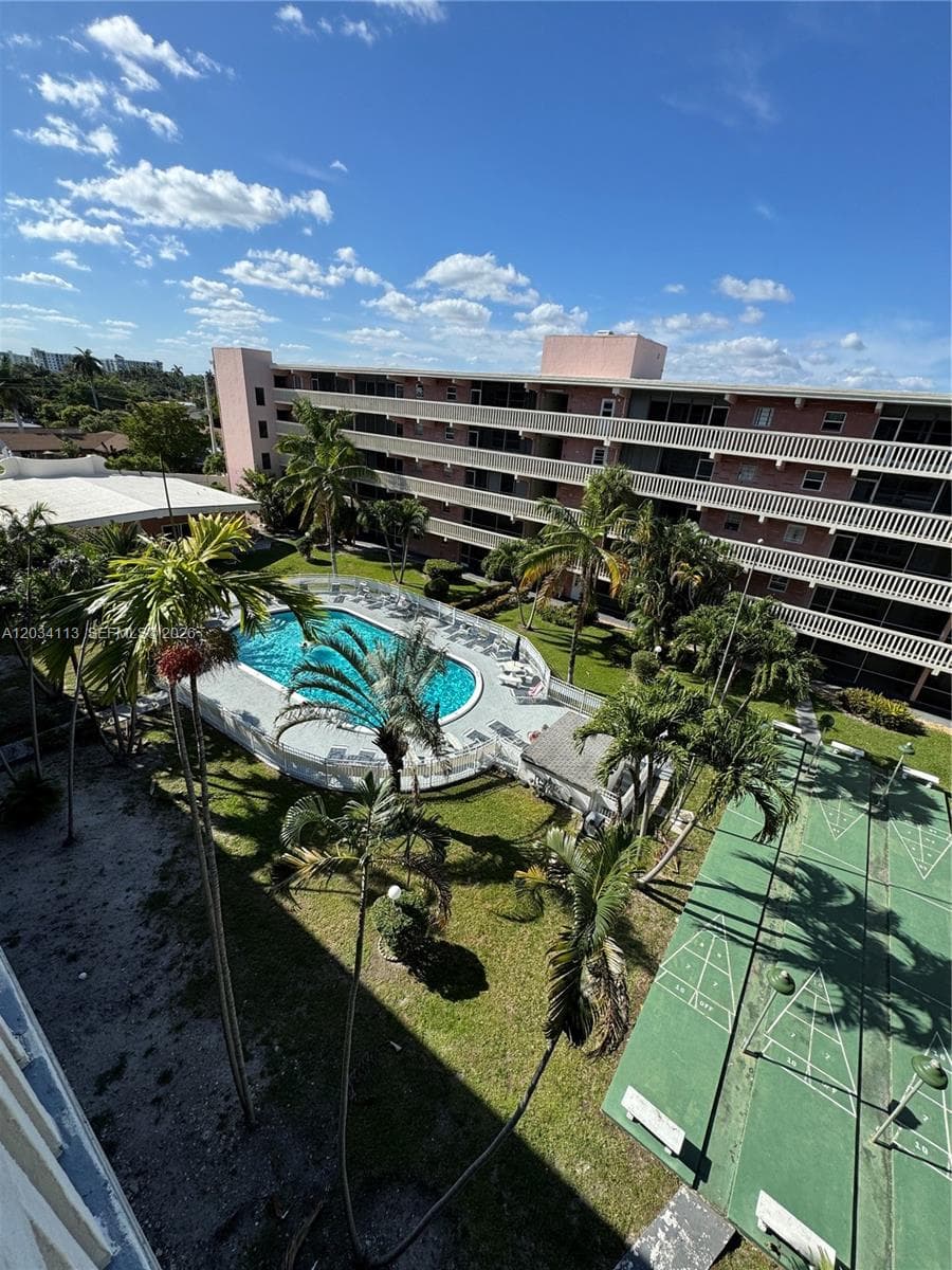 ELDORADO PLAZA WEST CONDO · #16E in Hallandale Beach - Photo 14