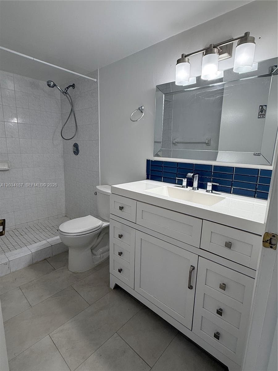 WEST BAY PLAZA CONDO · #706 in Miami Beach - Photo 16