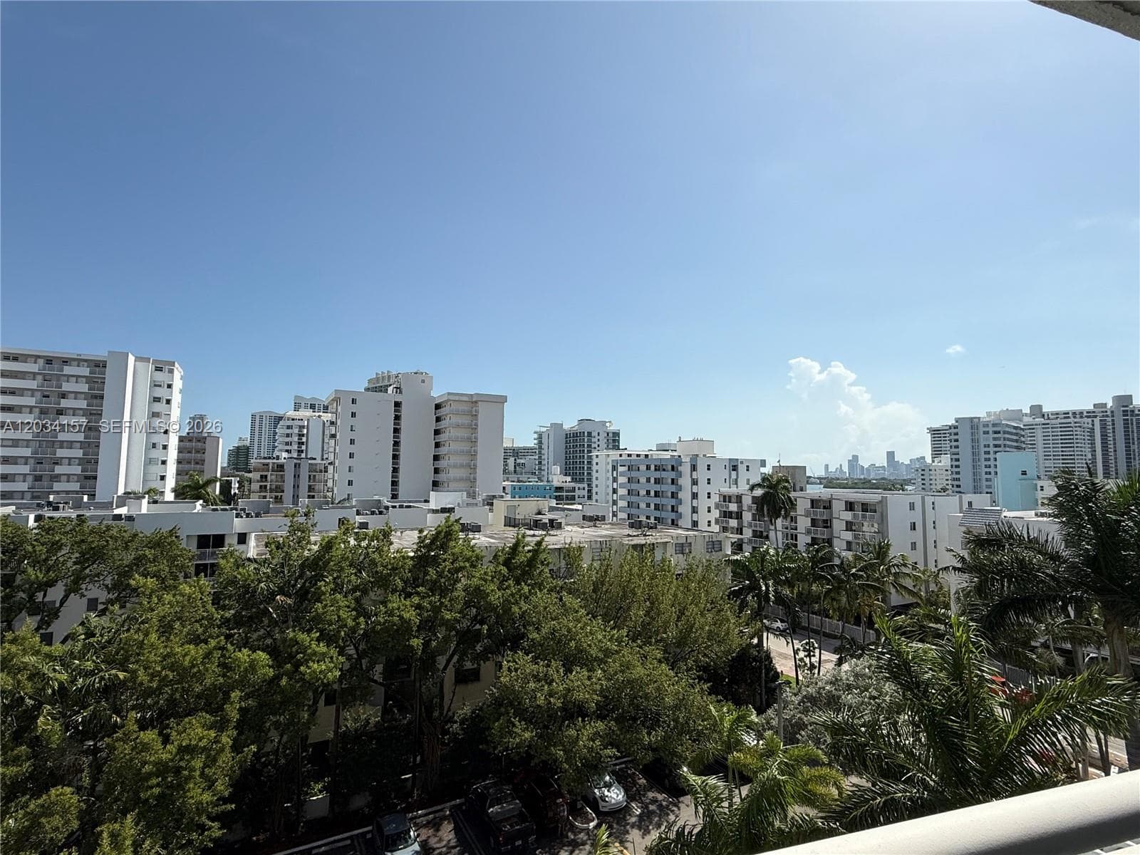 WEST BAY PLAZA CONDO · #706 in Miami Beach - Photo 14