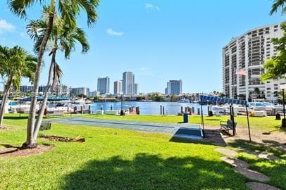 OLYMPUS CONDO PHASE · #1216 in Hallandale Beach - Photo 22