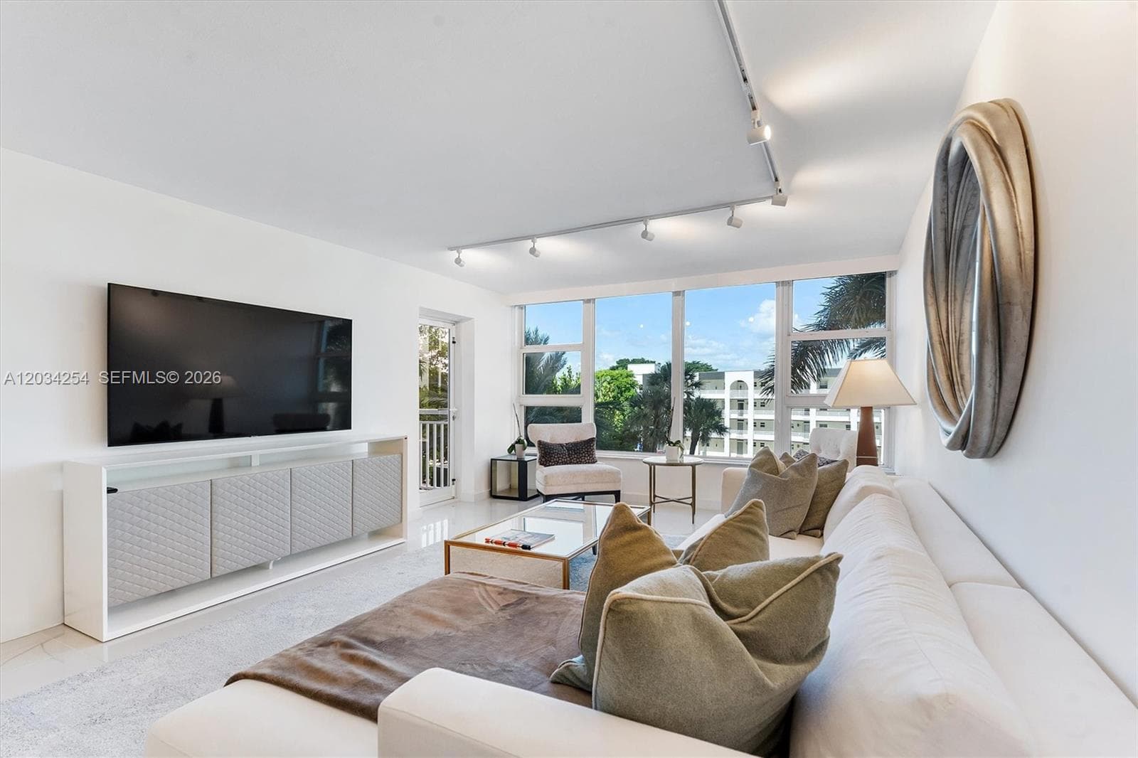 OCEAN COLONY CONDO · #3J in Lauderdale By The Sea - Photo 1