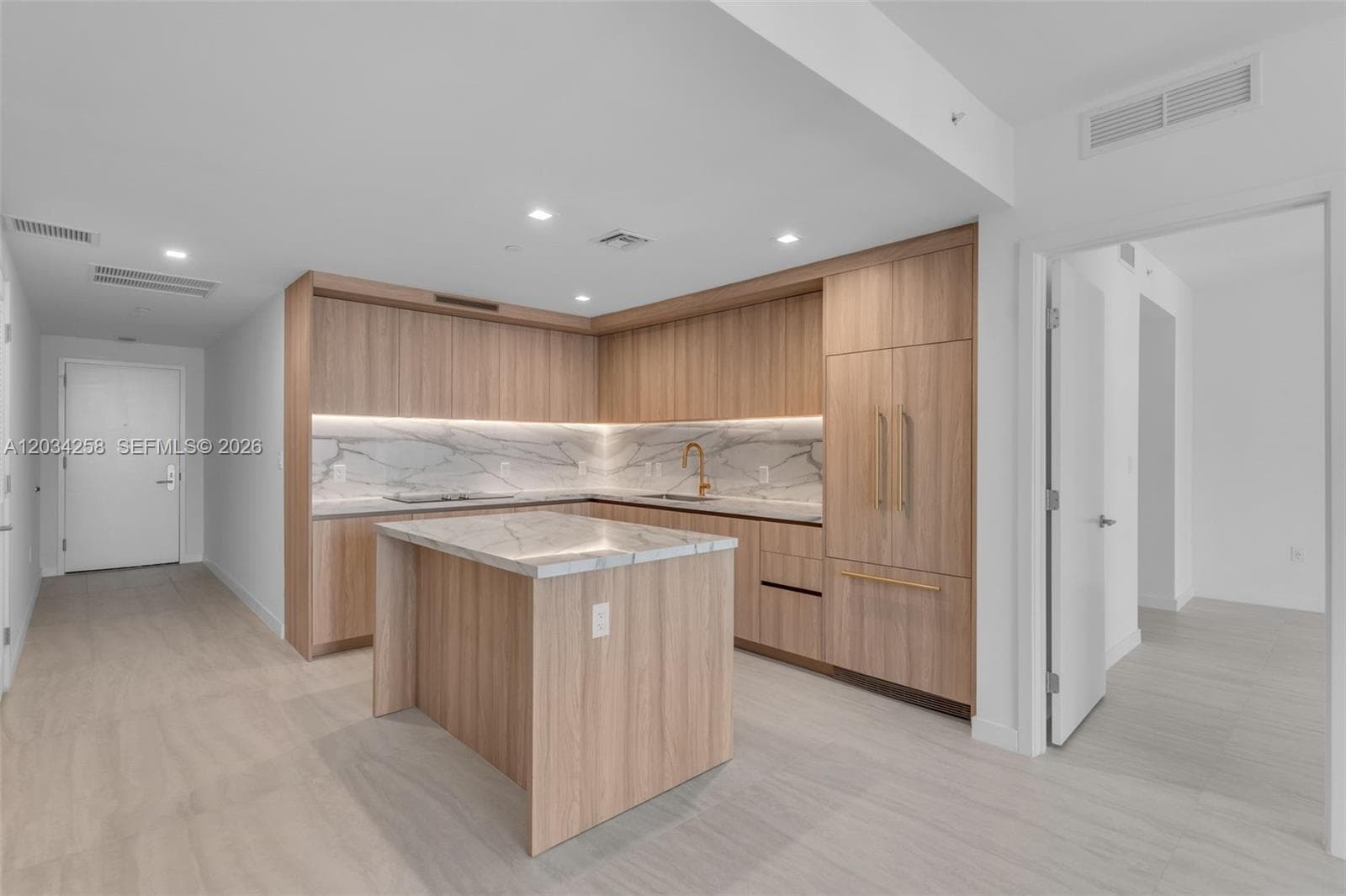 77 Se 5 th st · #PH03 in Miami - Photo 3