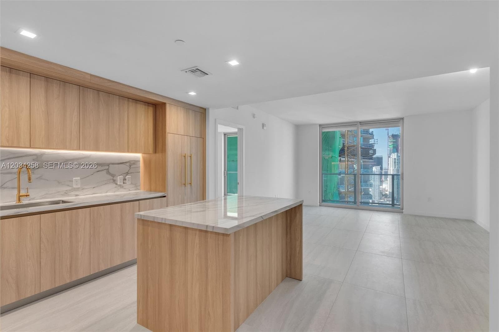 77 Se 5 th st · #PH03 in Miami - Photo 4