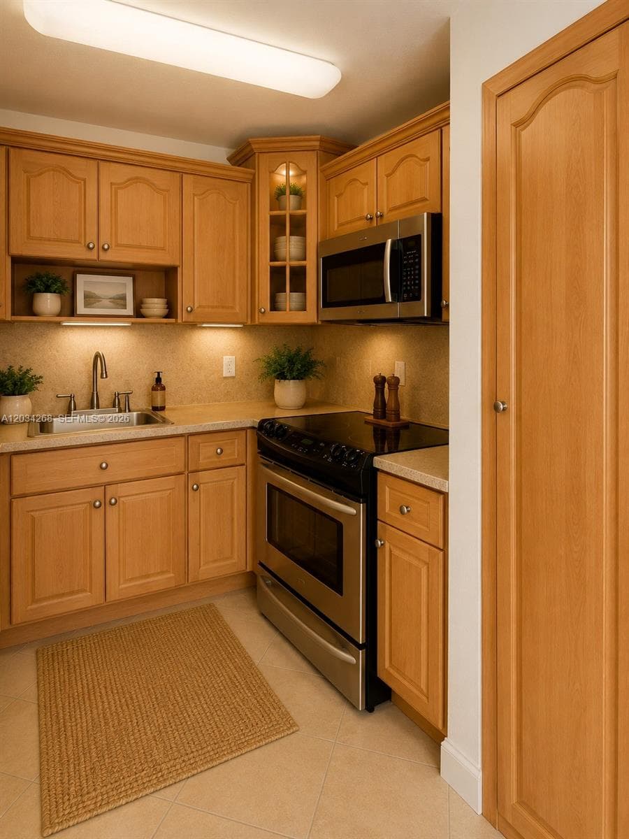 VILLA VERANDA CONDO · #B-108 in Hialeah - Photo 5