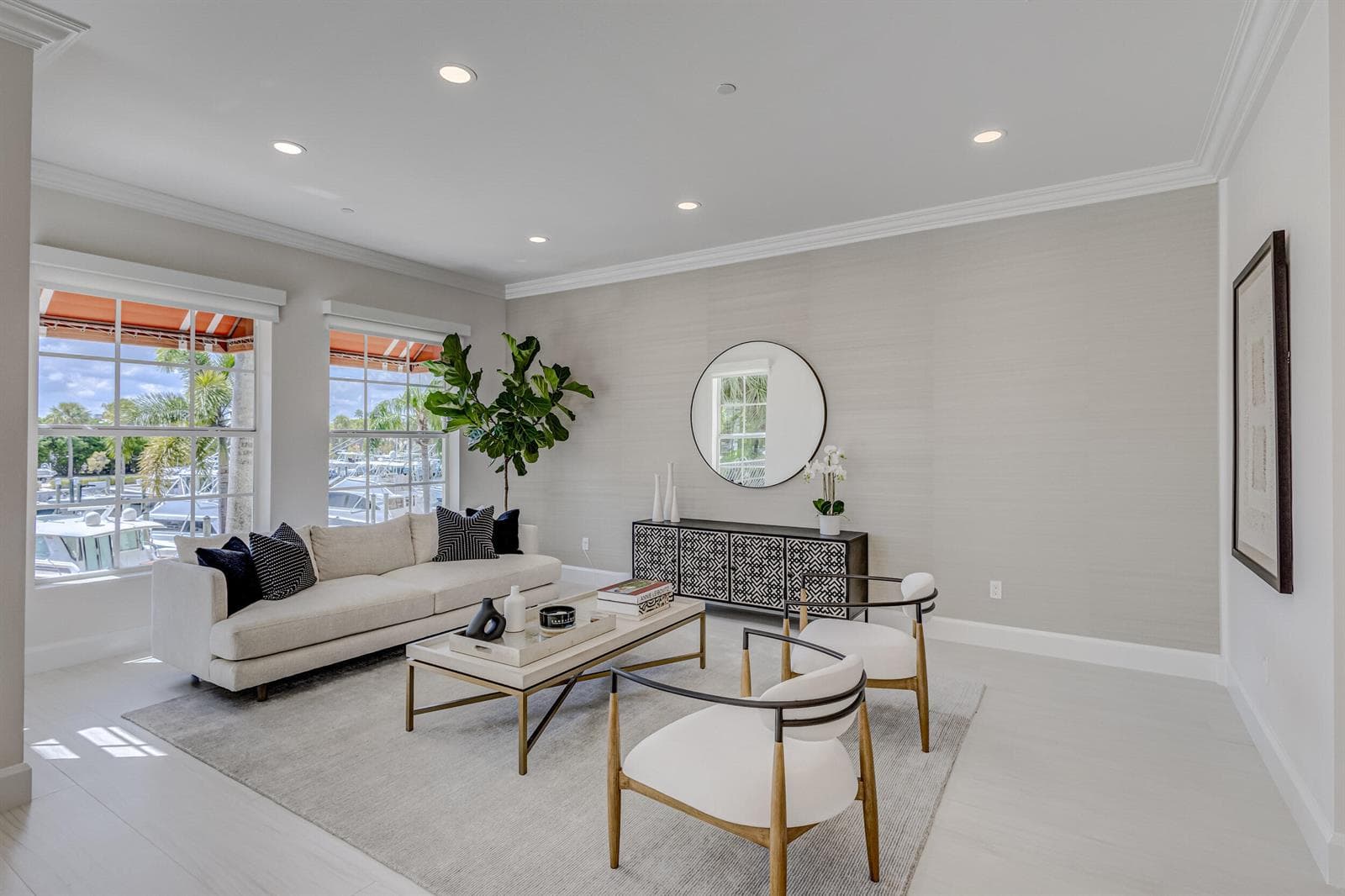 2nd Floor Living Rm