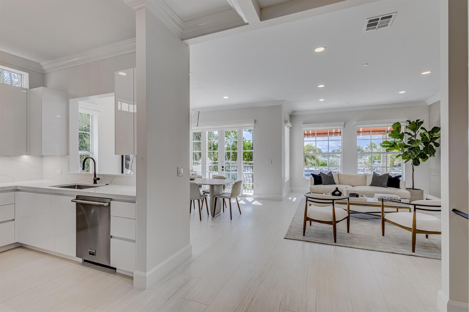 Kitchen/Living