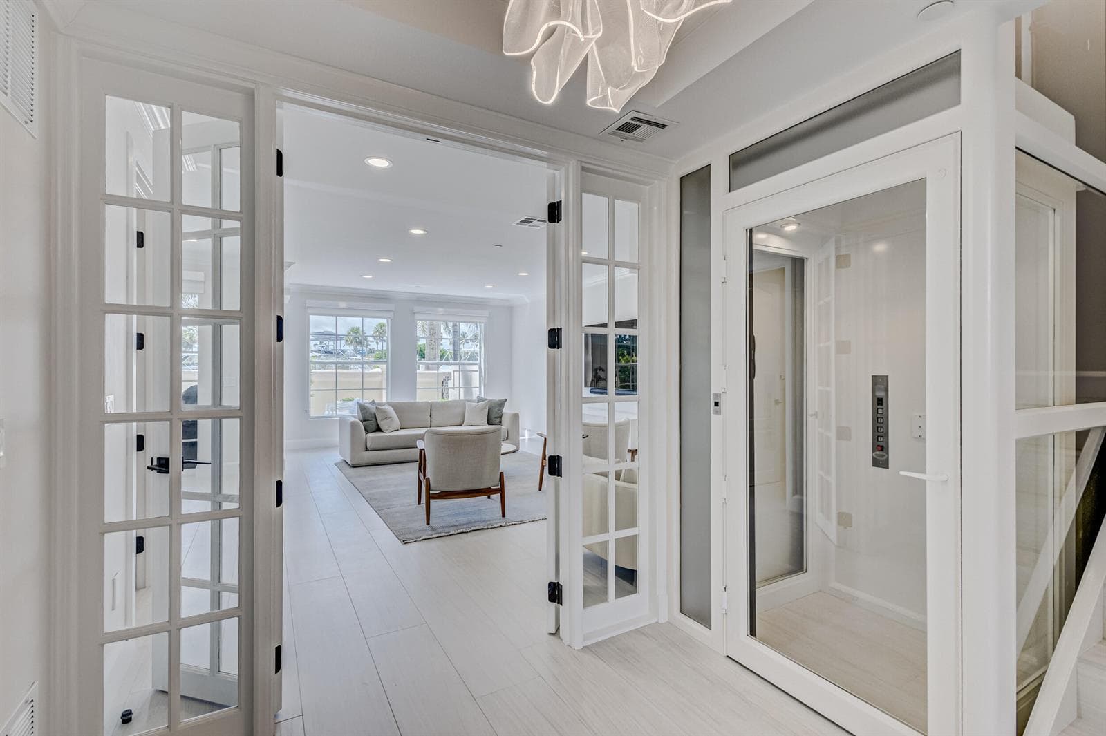 1st Floor could be 4th Bedroom