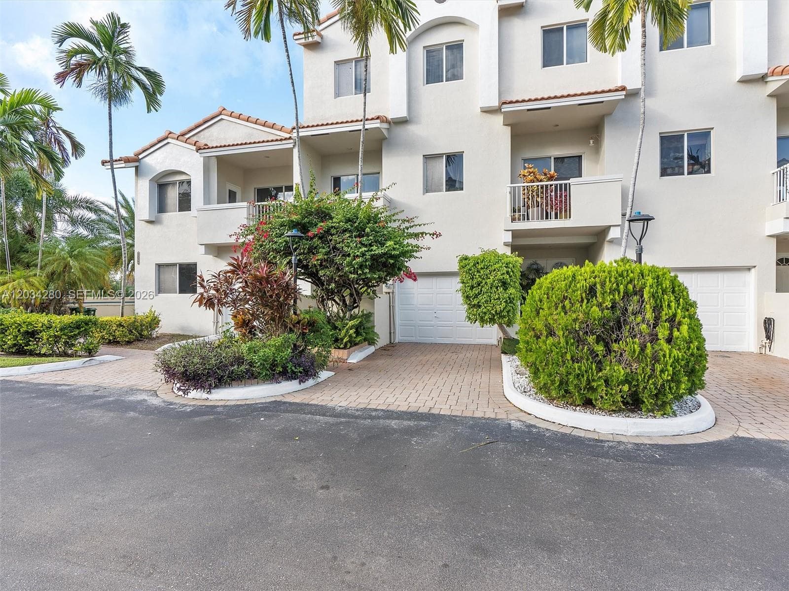 21399 Marina Cove Cir #M12 photo 2