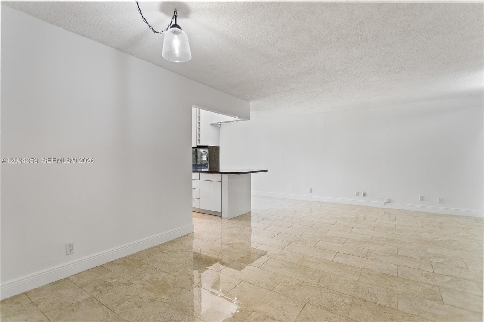 PLAZA OF THE AMERICAS 4 · #429 in Sunny Isles Beach - Photo 5