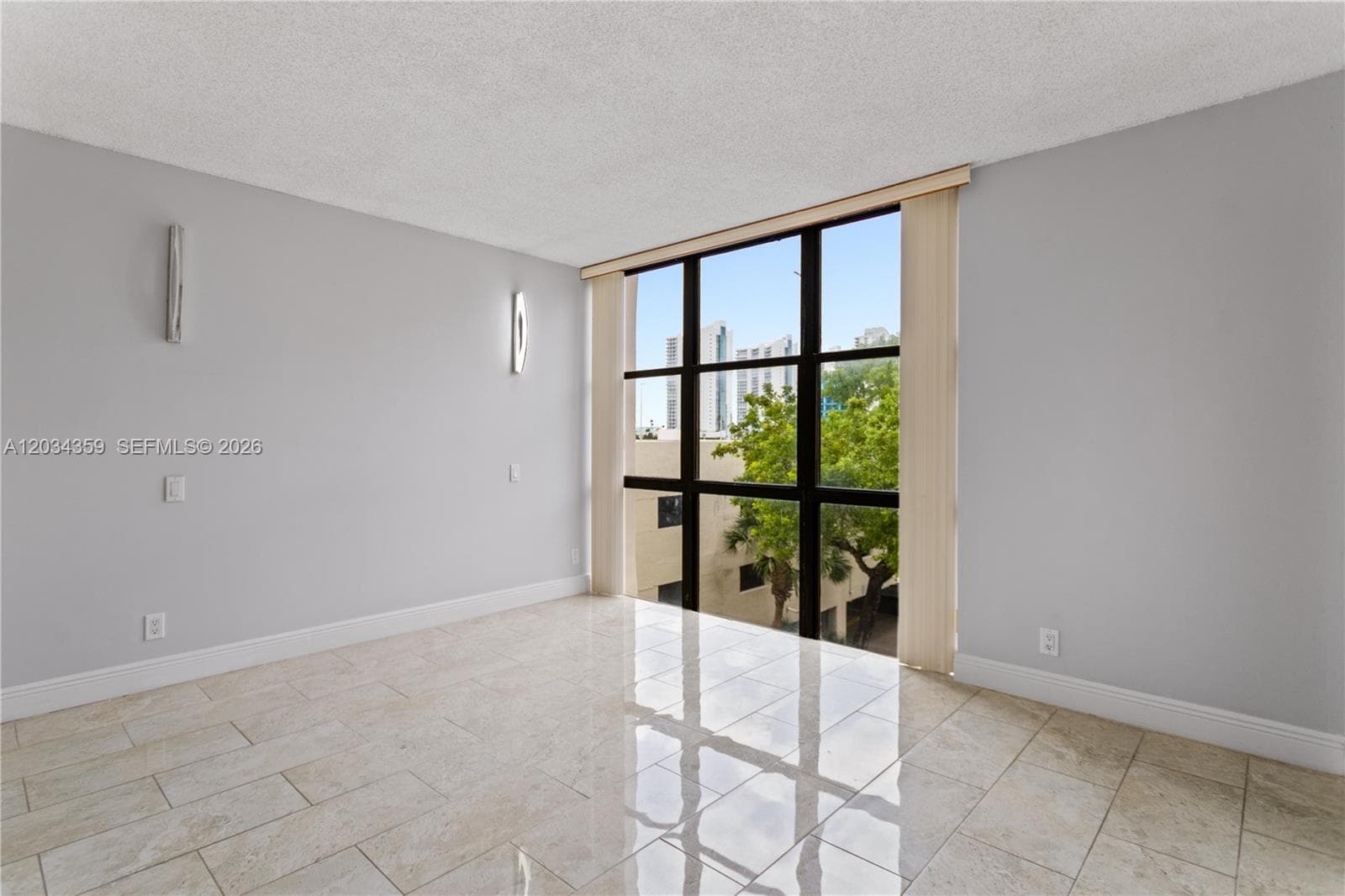 PLAZA OF THE AMERICAS 4 · #429 in Sunny Isles Beach - Photo 29
