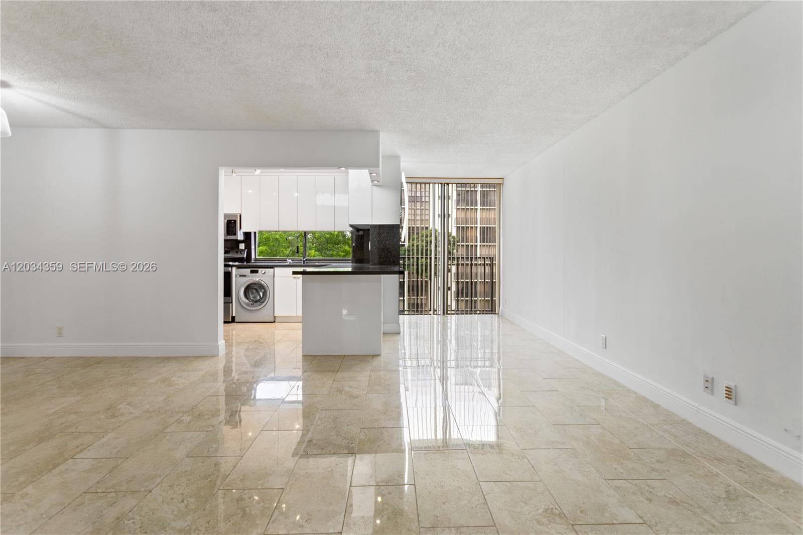 PLAZA OF THE AMERICAS 4 · #429 in Sunny Isles Beach - Photo 8