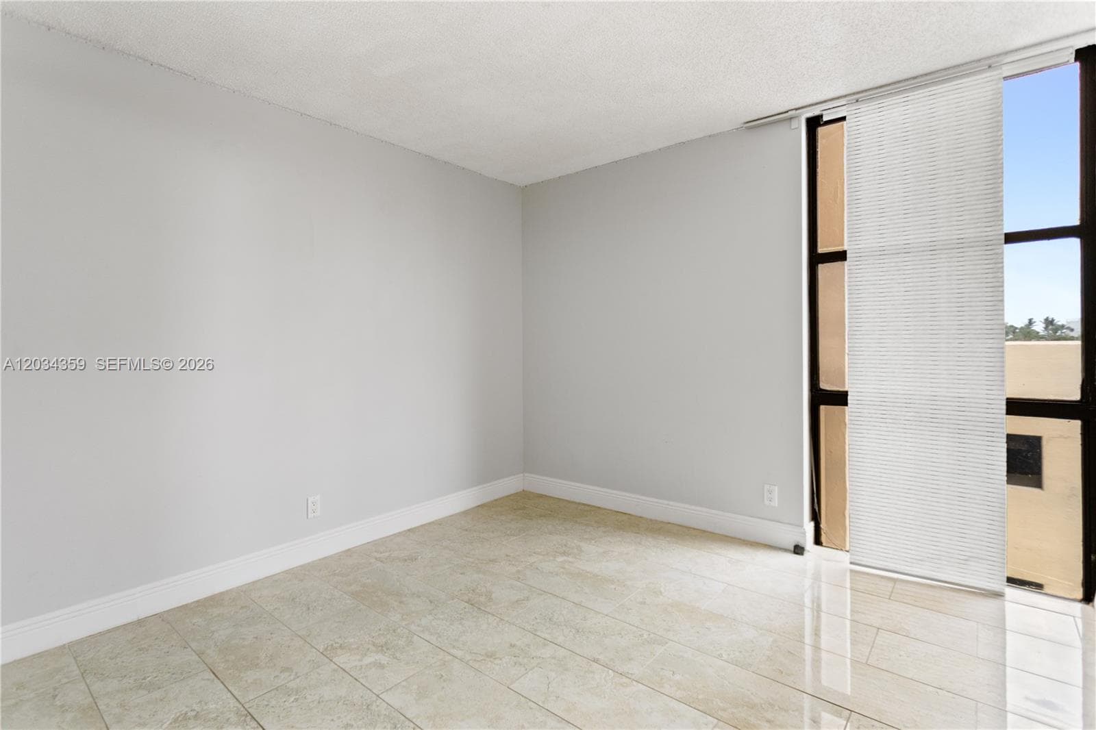 PLAZA OF THE AMERICAS 4 · #429 in Sunny Isles Beach - Photo 25