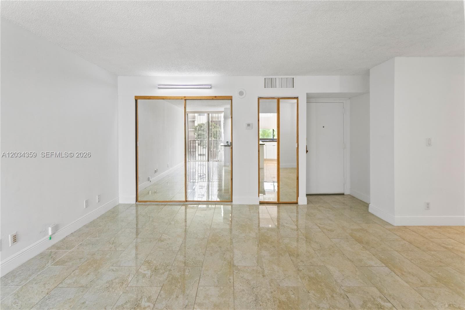 PLAZA OF THE AMERICAS 4 · #429 in Sunny Isles Beach - Photo 21