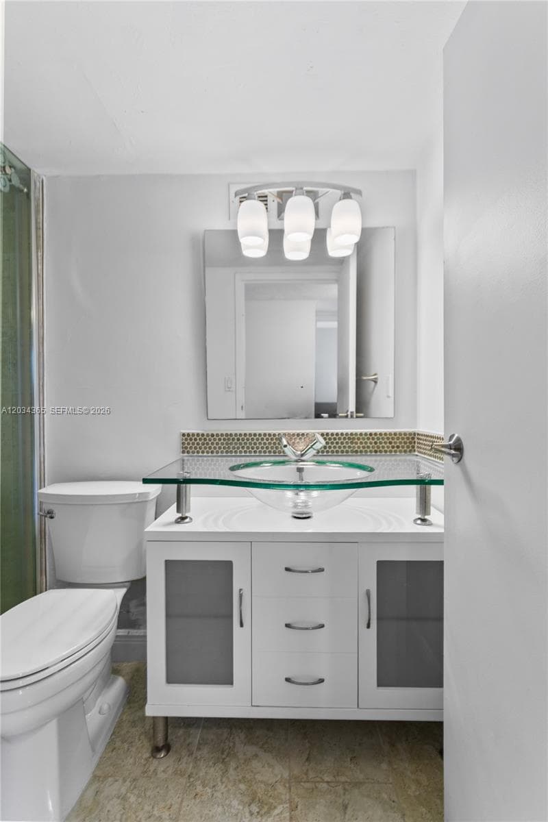 PLAZA OF AMERICAS CONDO P · #429 in Sunny Isles Beach - Photo 23