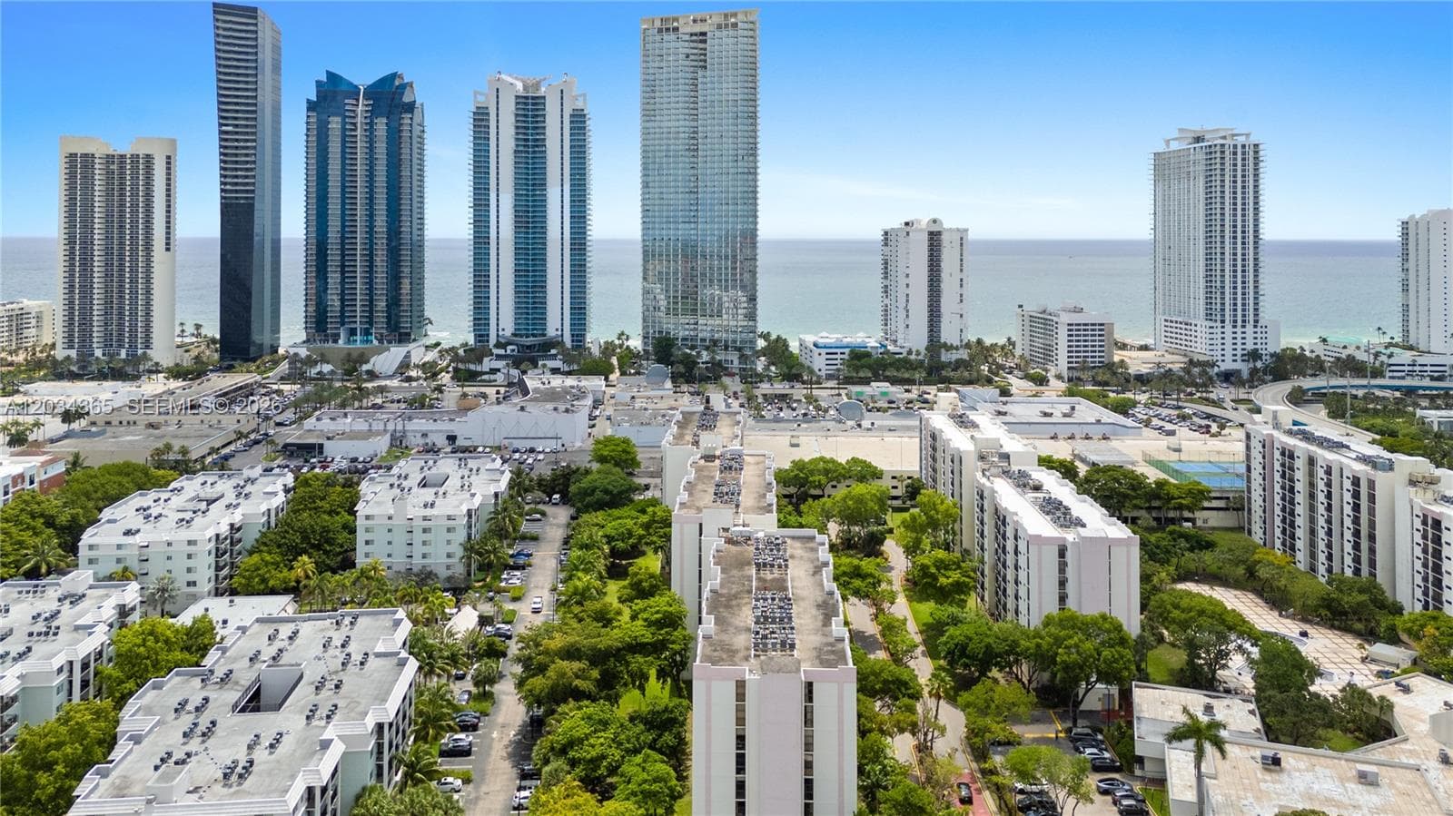 PLAZA OF AMERICAS CONDO P · #429 in Sunny Isles Beach - Photo 43