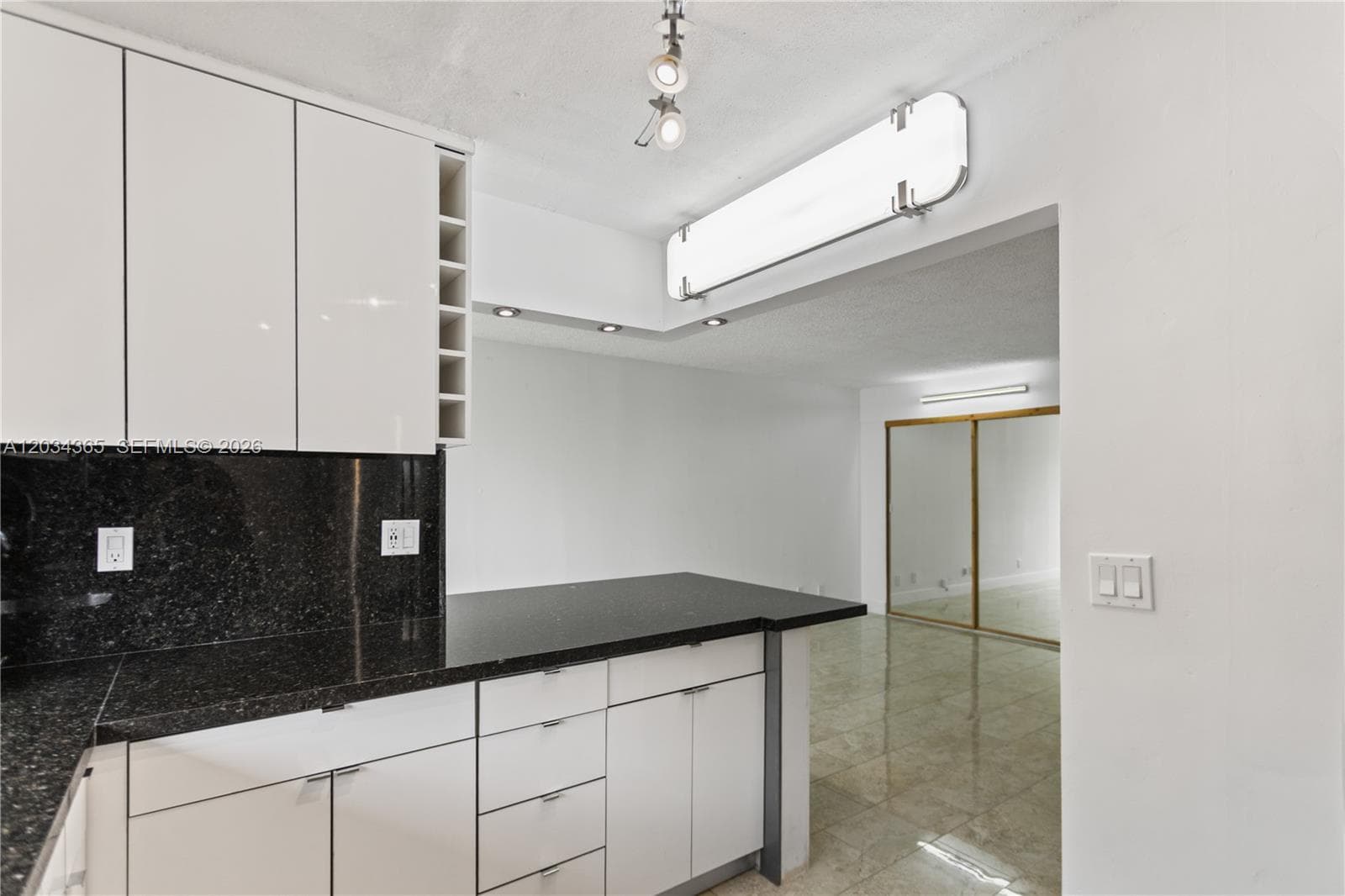 PLAZA OF AMERICAS CONDO P · #429 in Sunny Isles Beach - Photo 18