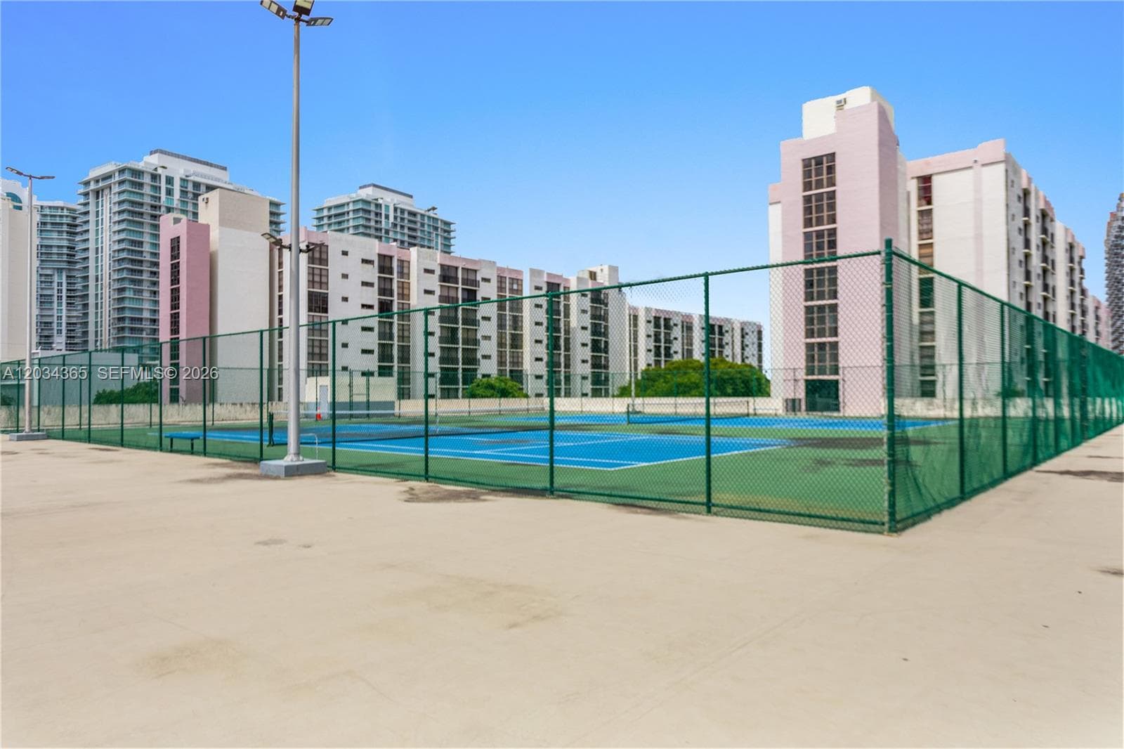 PLAZA OF AMERICAS CONDO P · #429 in Sunny Isles Beach - Photo 37