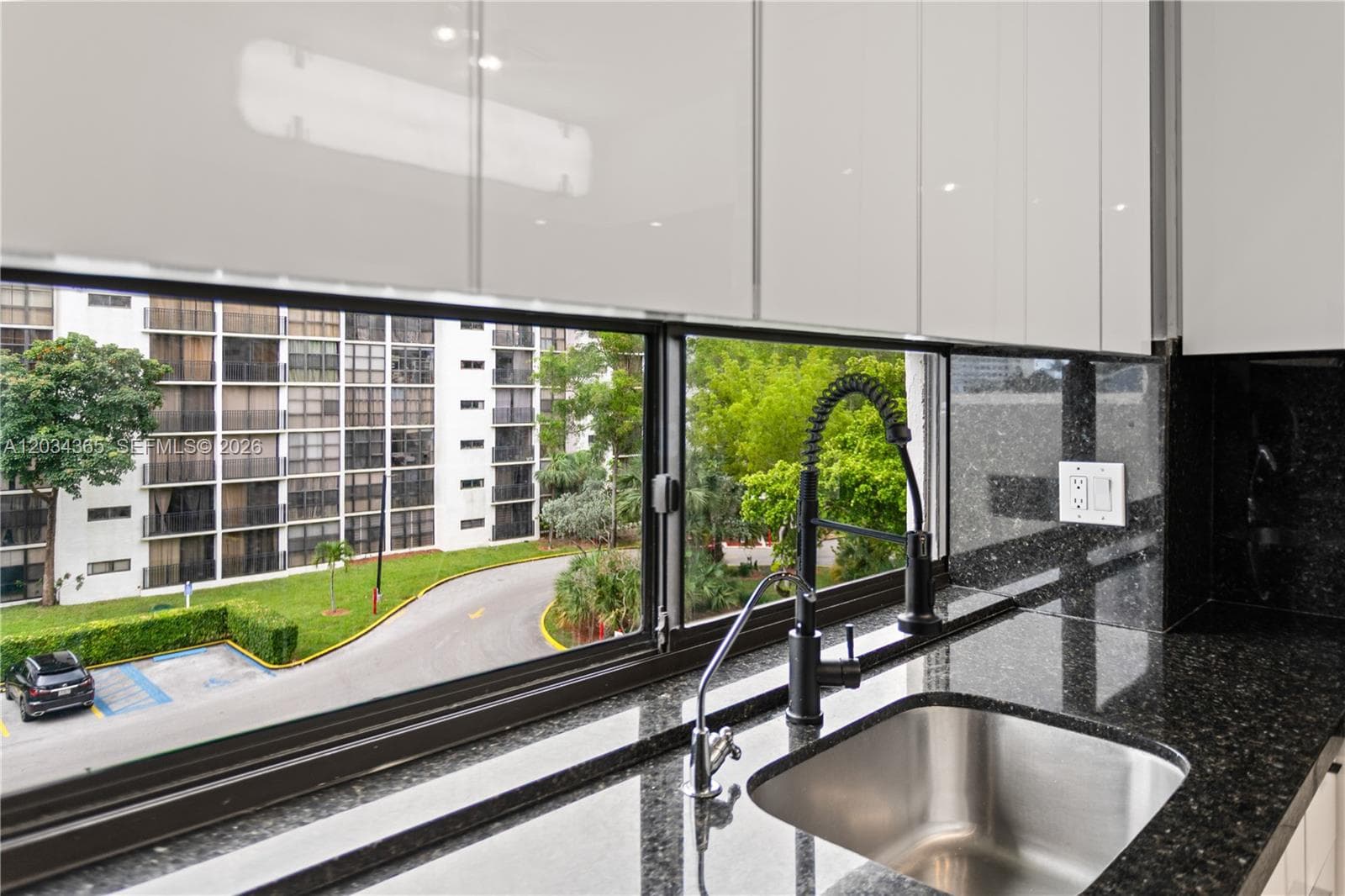 PLAZA OF AMERICAS CONDO P · #429 in Sunny Isles Beach - Photo 19
