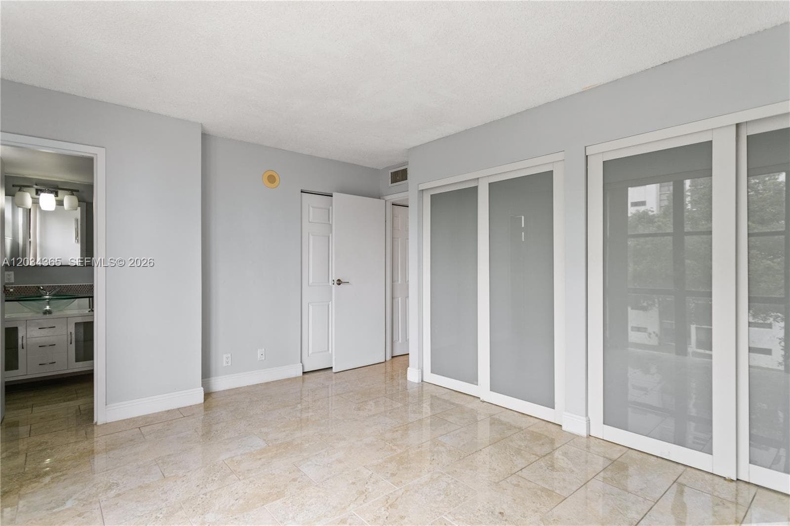 PLAZA OF AMERICAS CONDO P · #429 in Sunny Isles Beach - Photo 31