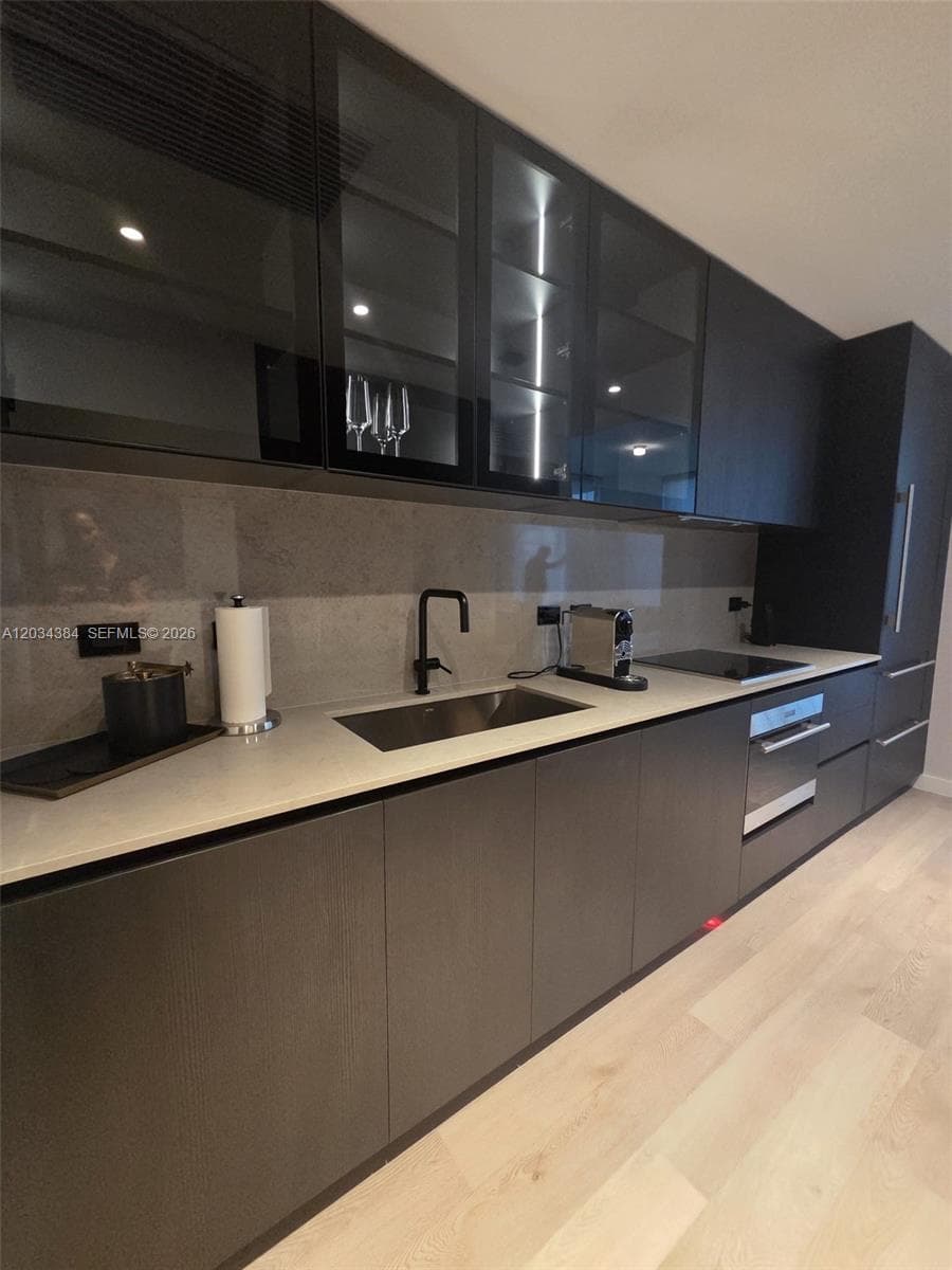 20 Ne 11 · #2208 in South Miami - Photo 17