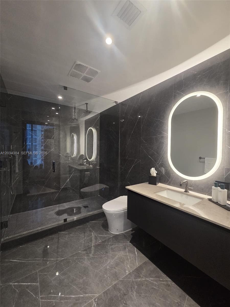 20 Ne 11 · #2208 in South Miami - Photo 16
