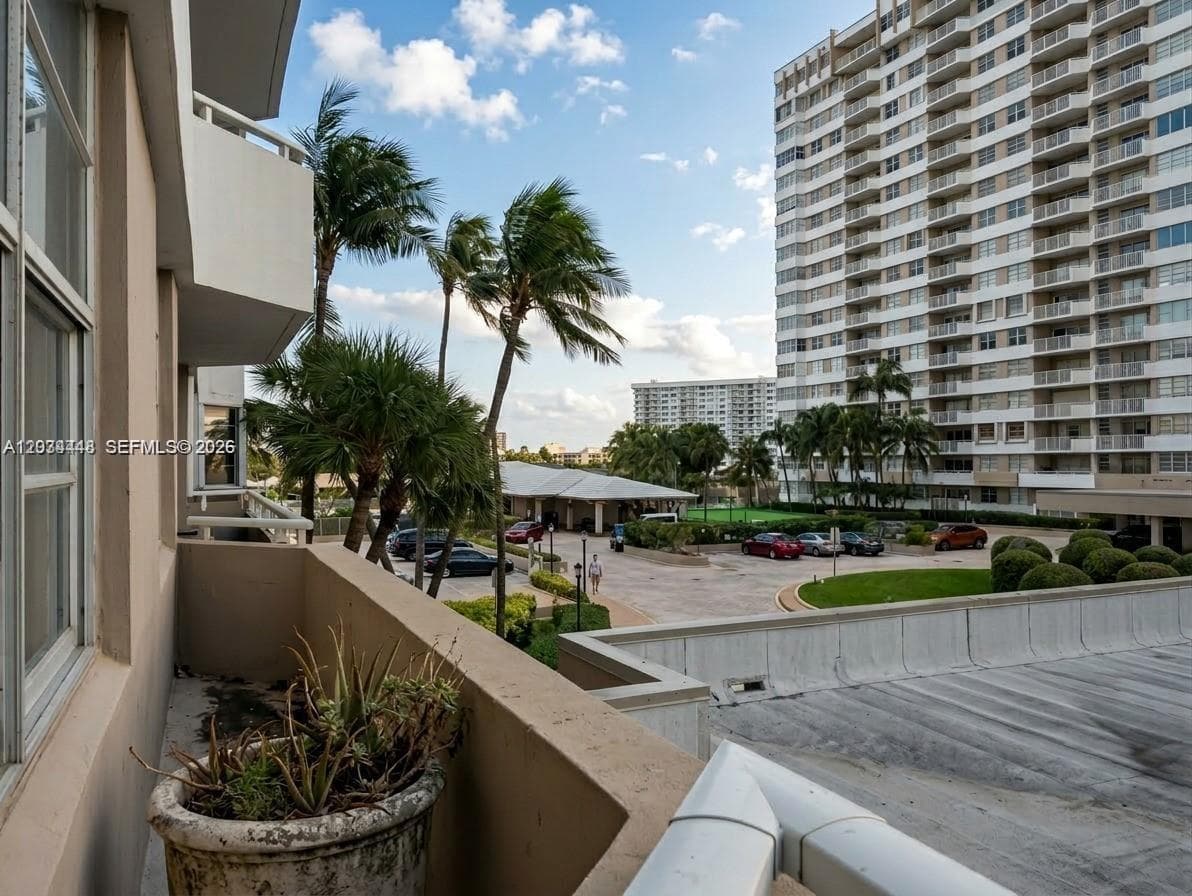 The Hemispheres · #2B in Hallandale Beach - Photo 13
