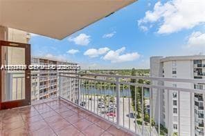 Crestview condominium · #904 in North Miami Beach - Photo 1