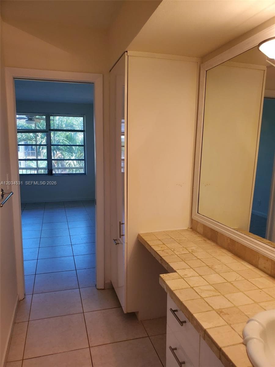 IRVINGTON GARDENS CONDO · #414 in Hallandale Beach - Photo 17