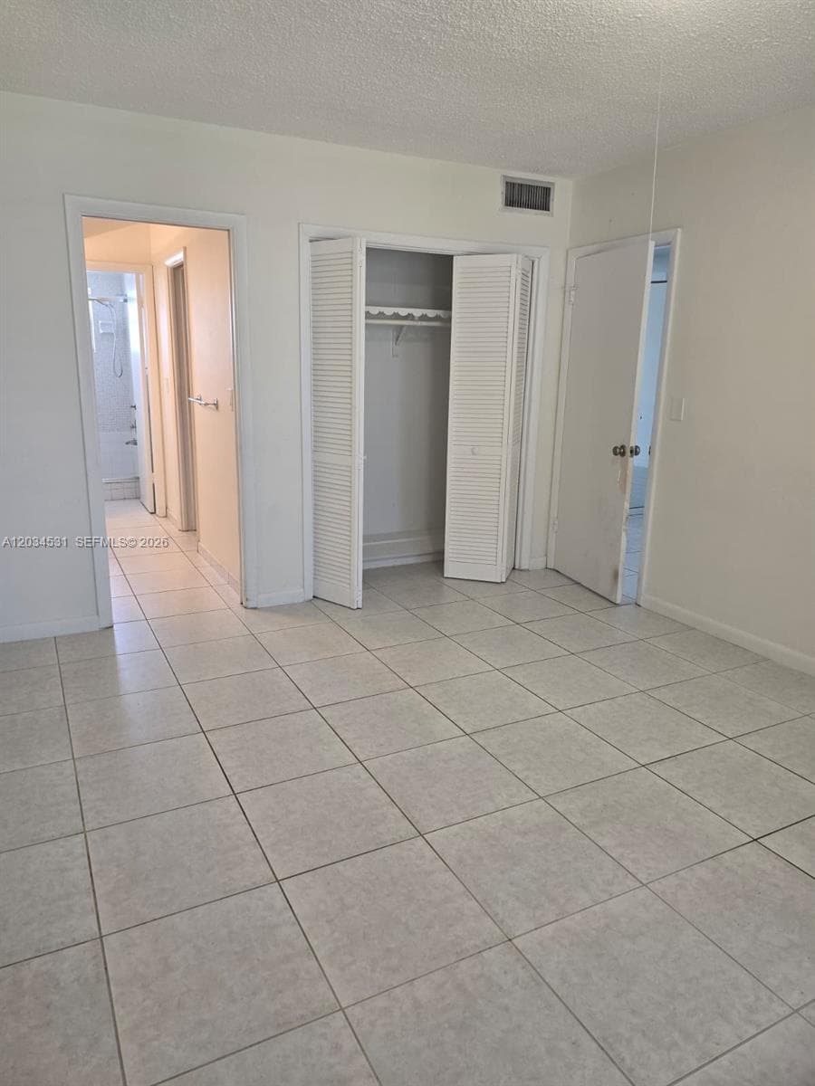 IRVINGTON GARDENS CONDO · #414 in Hallandale Beach - Photo 12