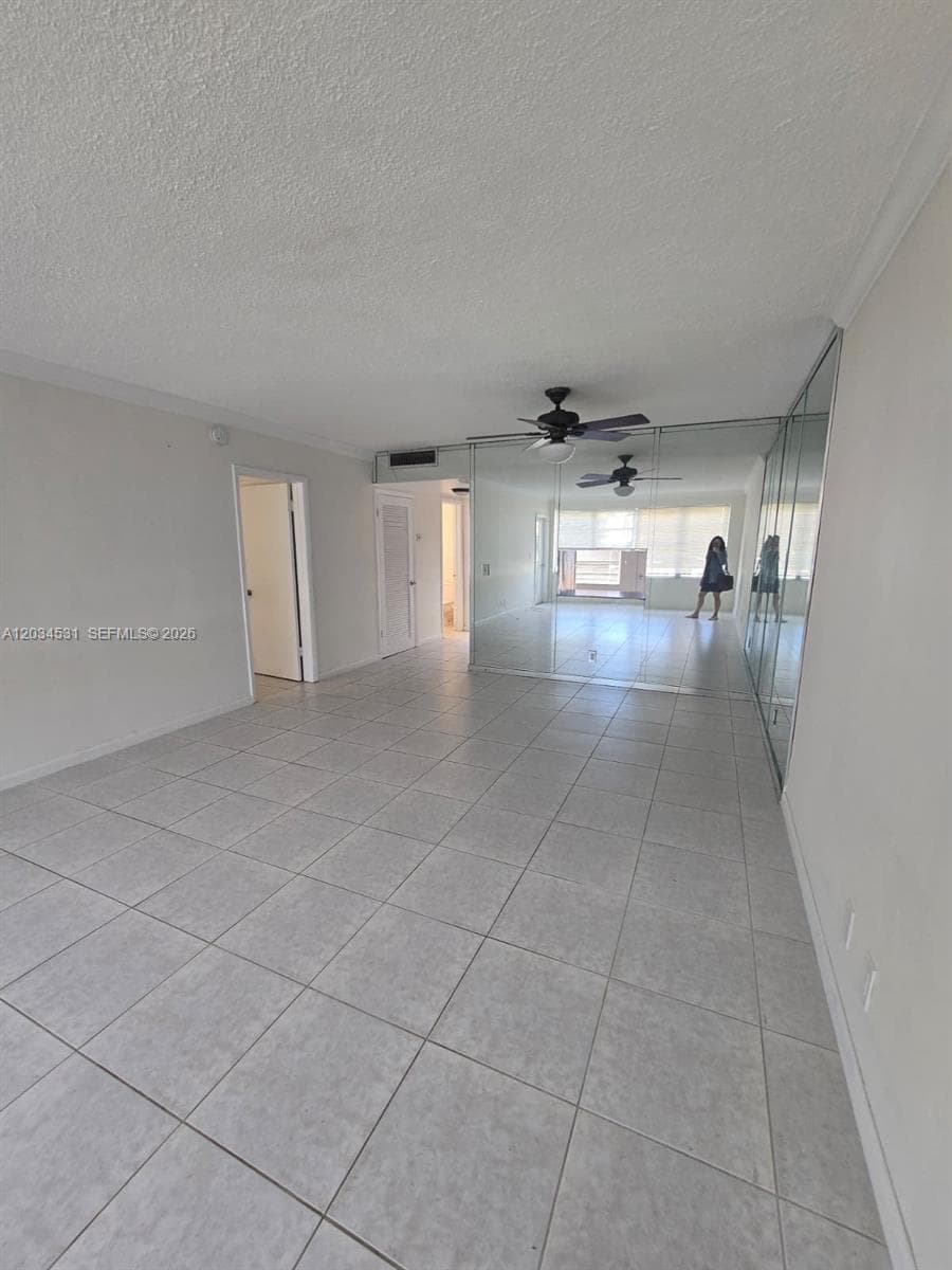 IRVINGTON GARDENS CONDO · #414 in Hallandale Beach - Photo 10
