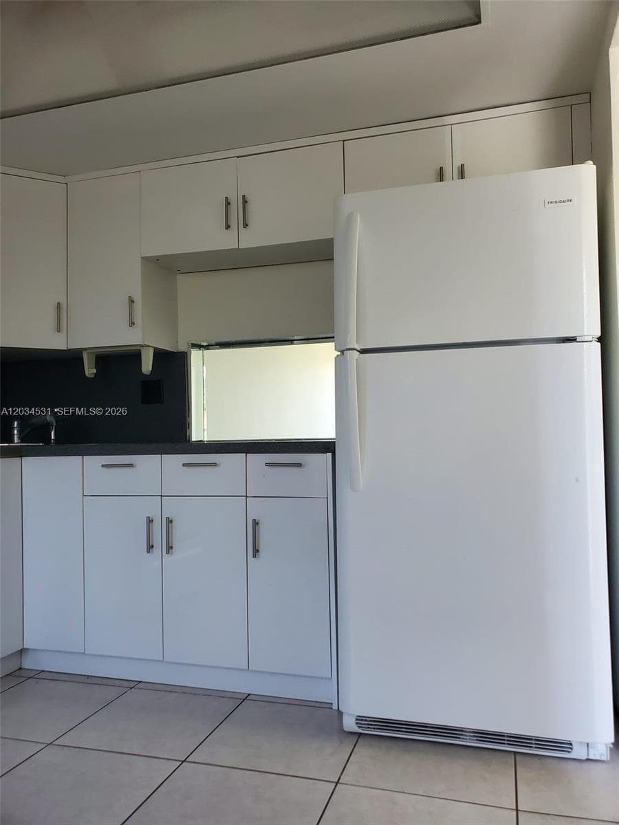 IRVINGTON GARDENS CONDO · #414 in Hallandale Beach - Photo 8