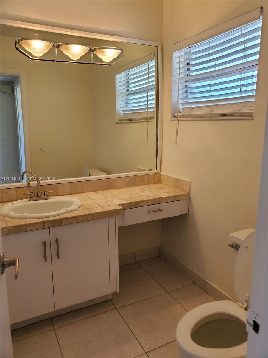 IRVINGTON GARDENS CONDO · #414 in Hallandale Beach - Photo 21
