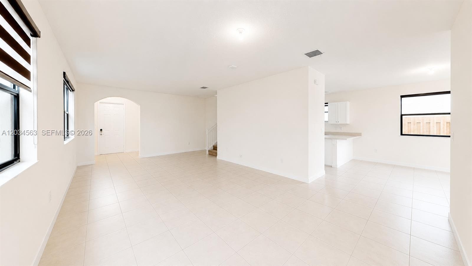 2434 NE 1st St #2434 photo 7