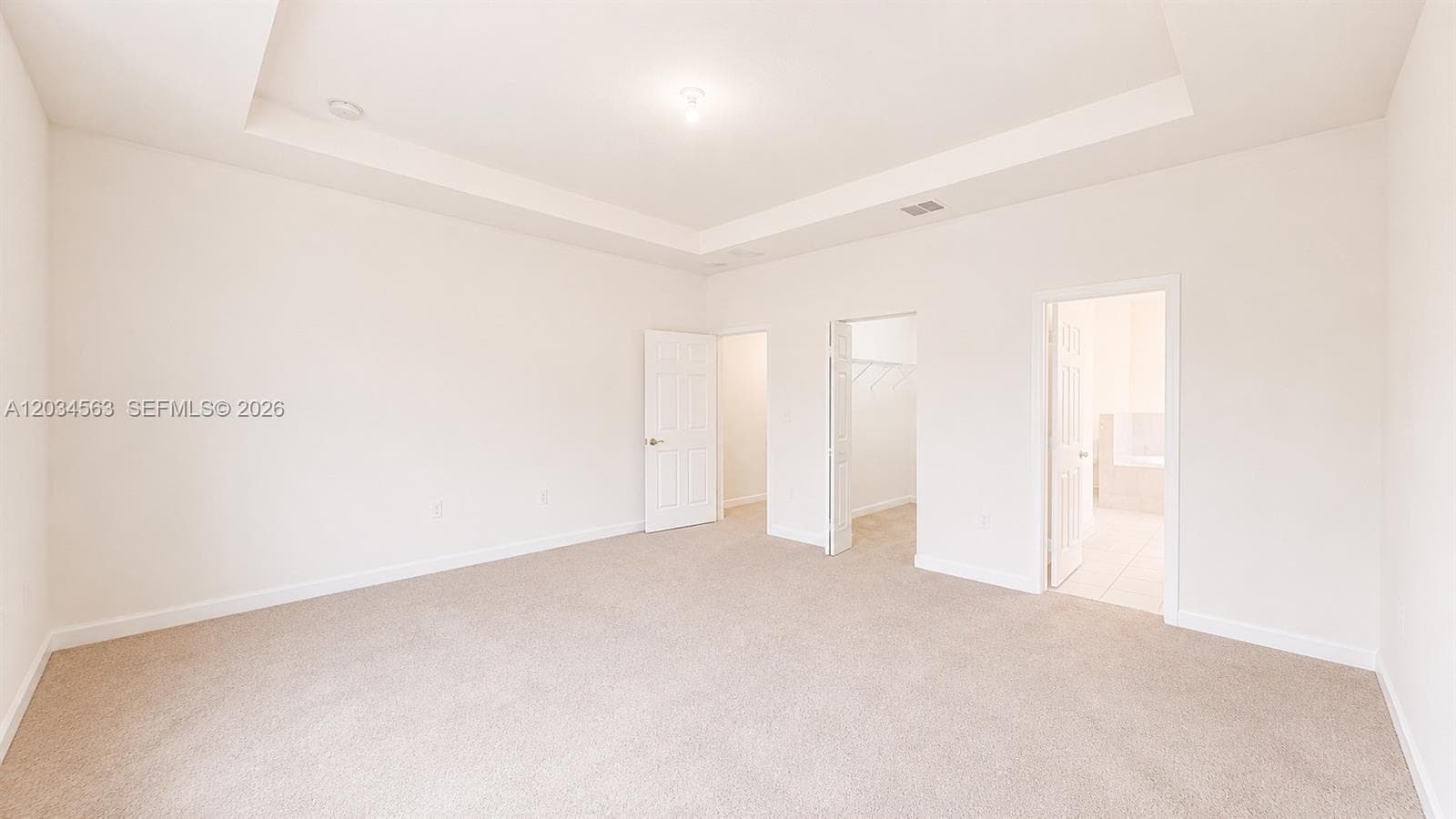2434 NE 1st St #2434 photo 18