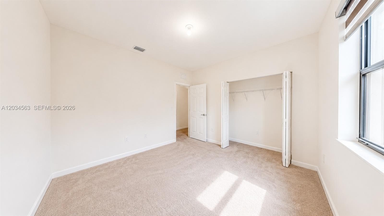2434 NE 1st St #2434 photo 15