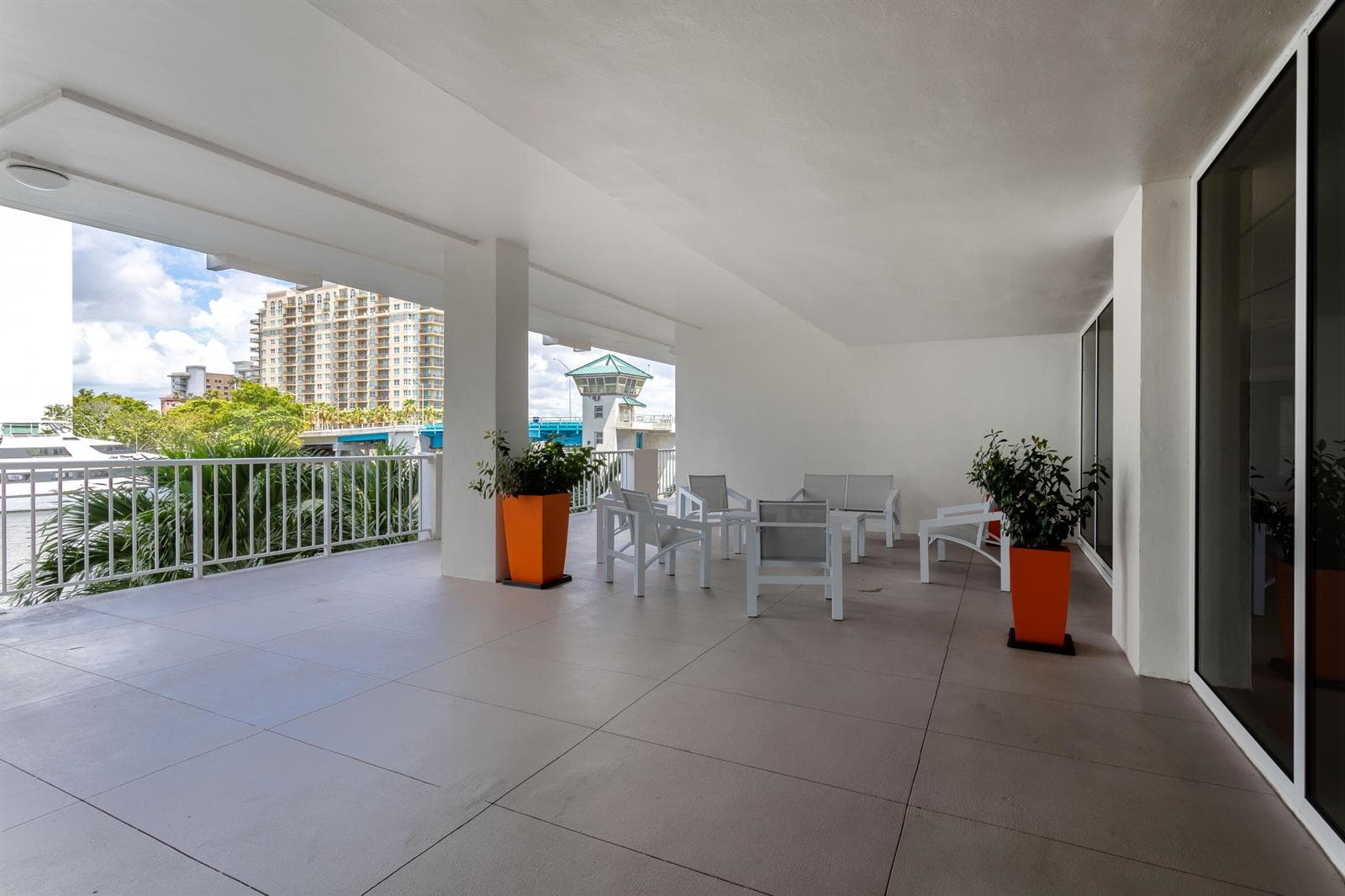 Lobby Deck