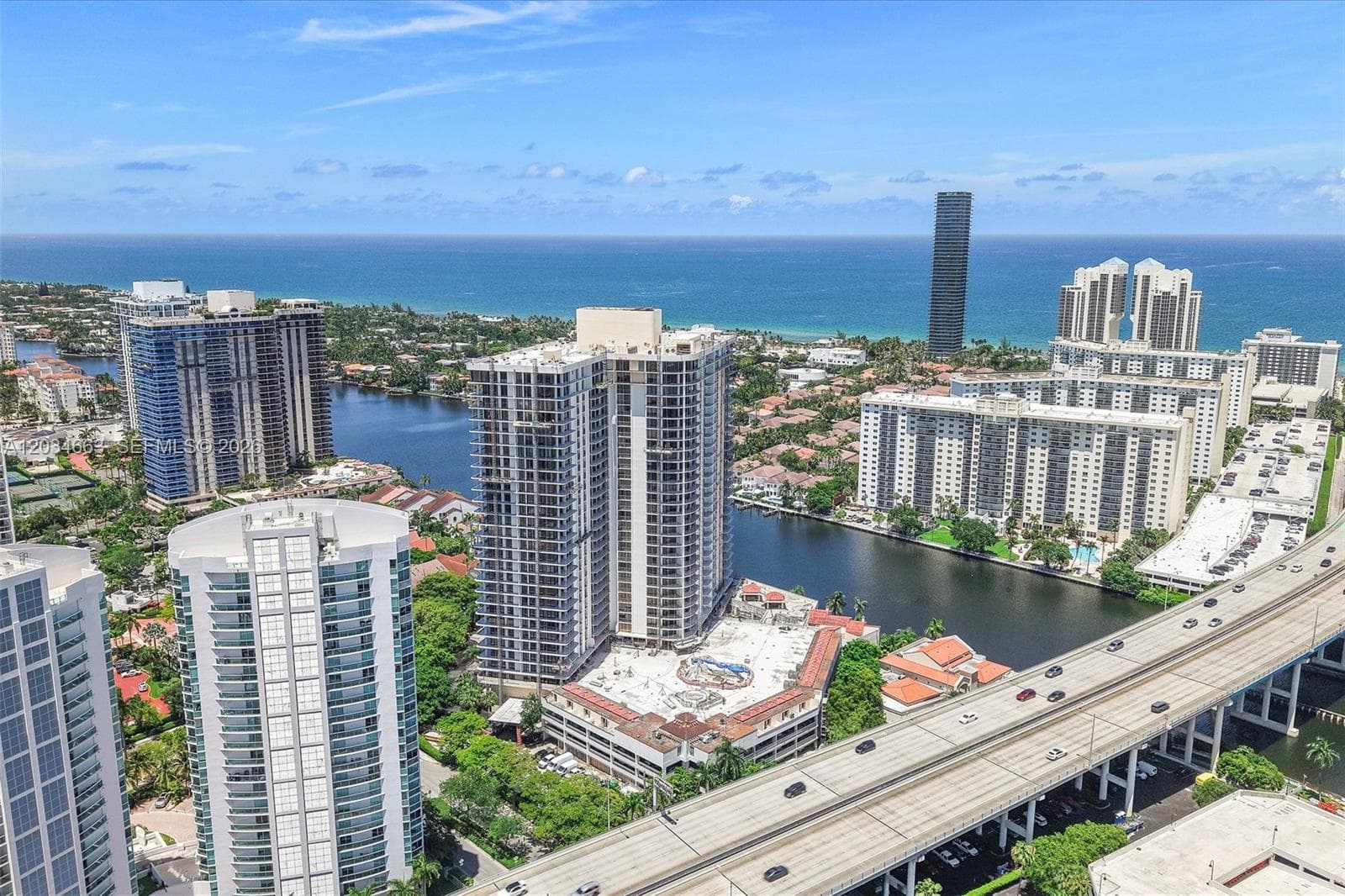 TURNBERRY TOWERS CONDO · #19F in Aventura - Photo 46