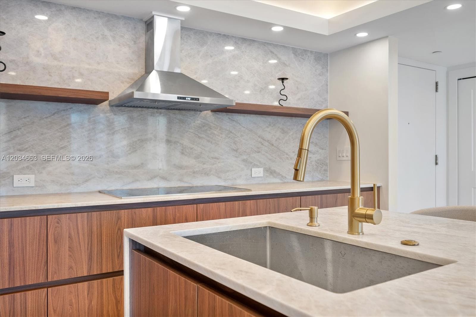 TURNBERRY TOWERS CONDO · #19F in Aventura - Photo 13