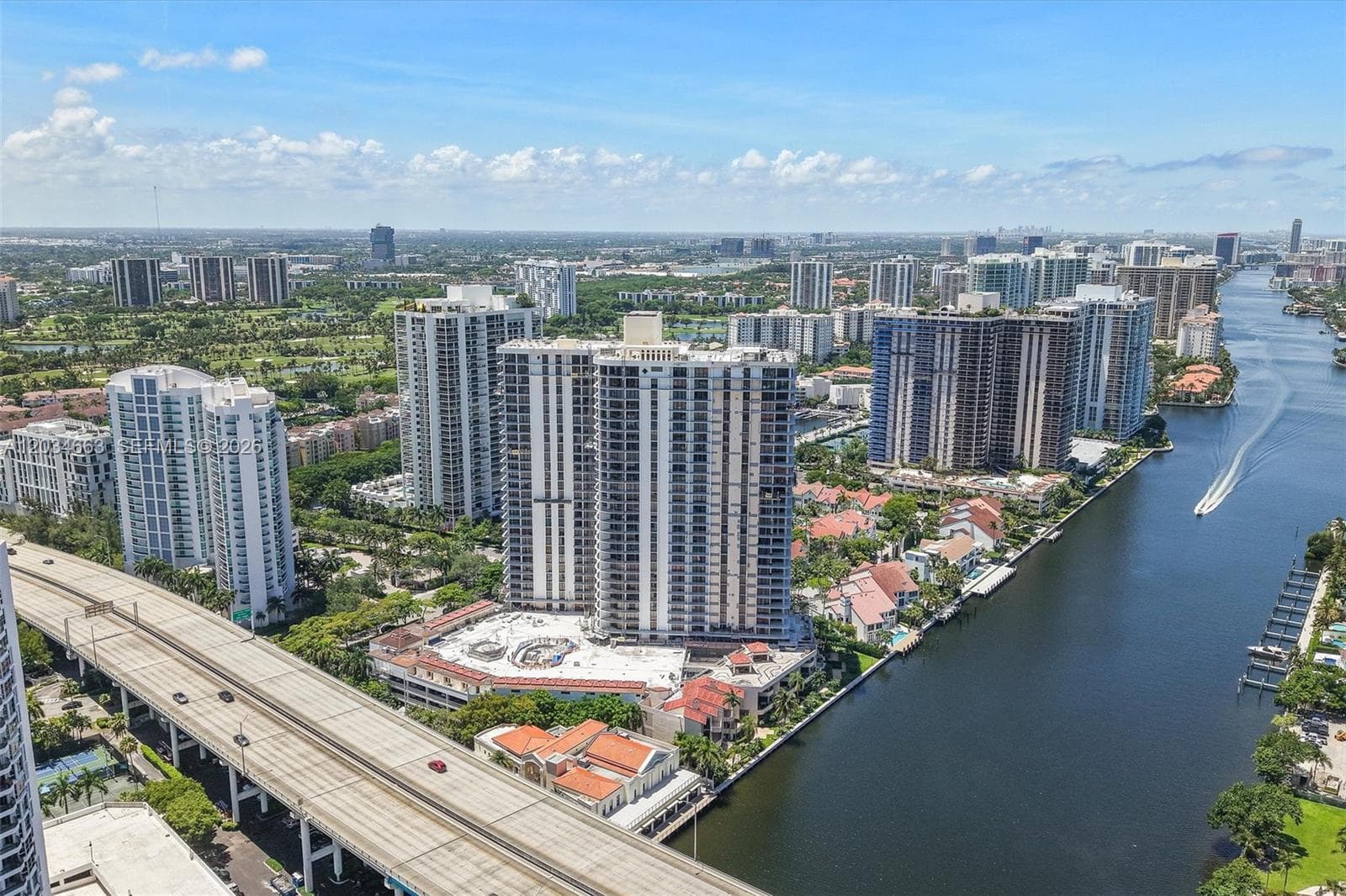 TURNBERRY TOWERS CONDO · #19F in Aventura - Photo 47