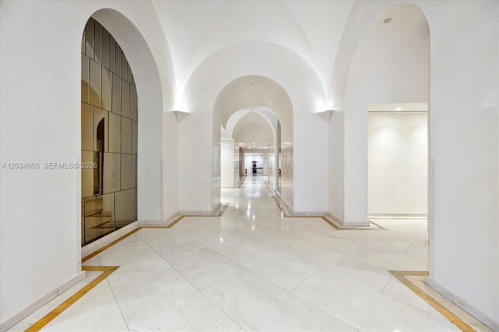 TURNBERRY TOWERS CONDO · #19F in Aventura - Photo 36