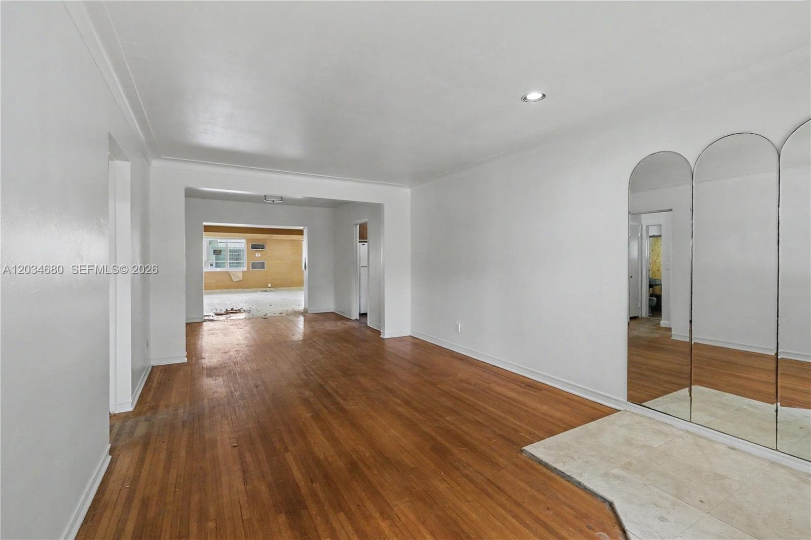 236 Candia Ave photo 2